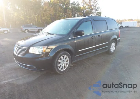 2016 Chrysler Town & Country Touring z USA, uszkodzony, nr VIN 2C4RC1BG5GR165332